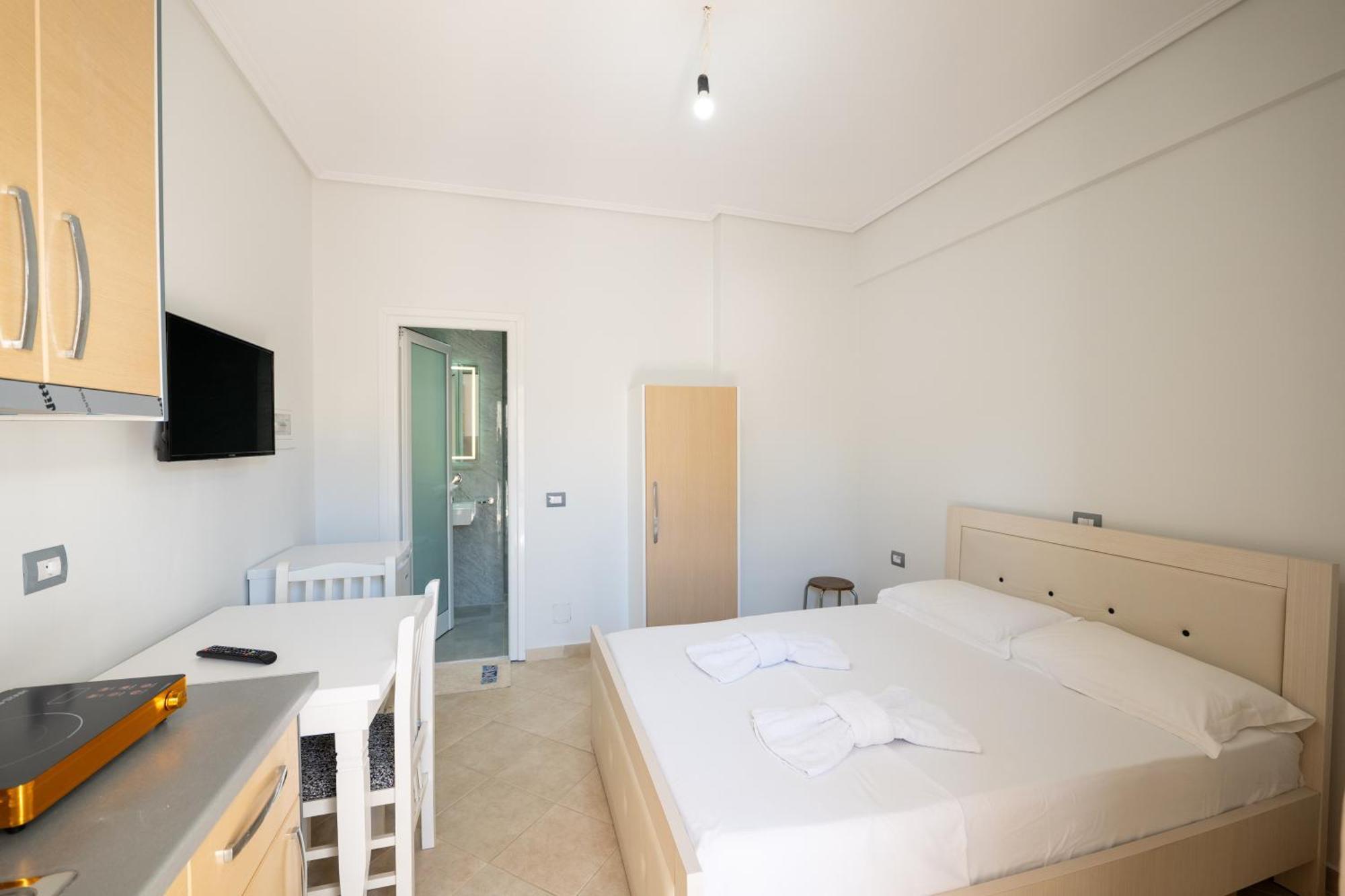 Vila Celi Sarandë Exterior foto