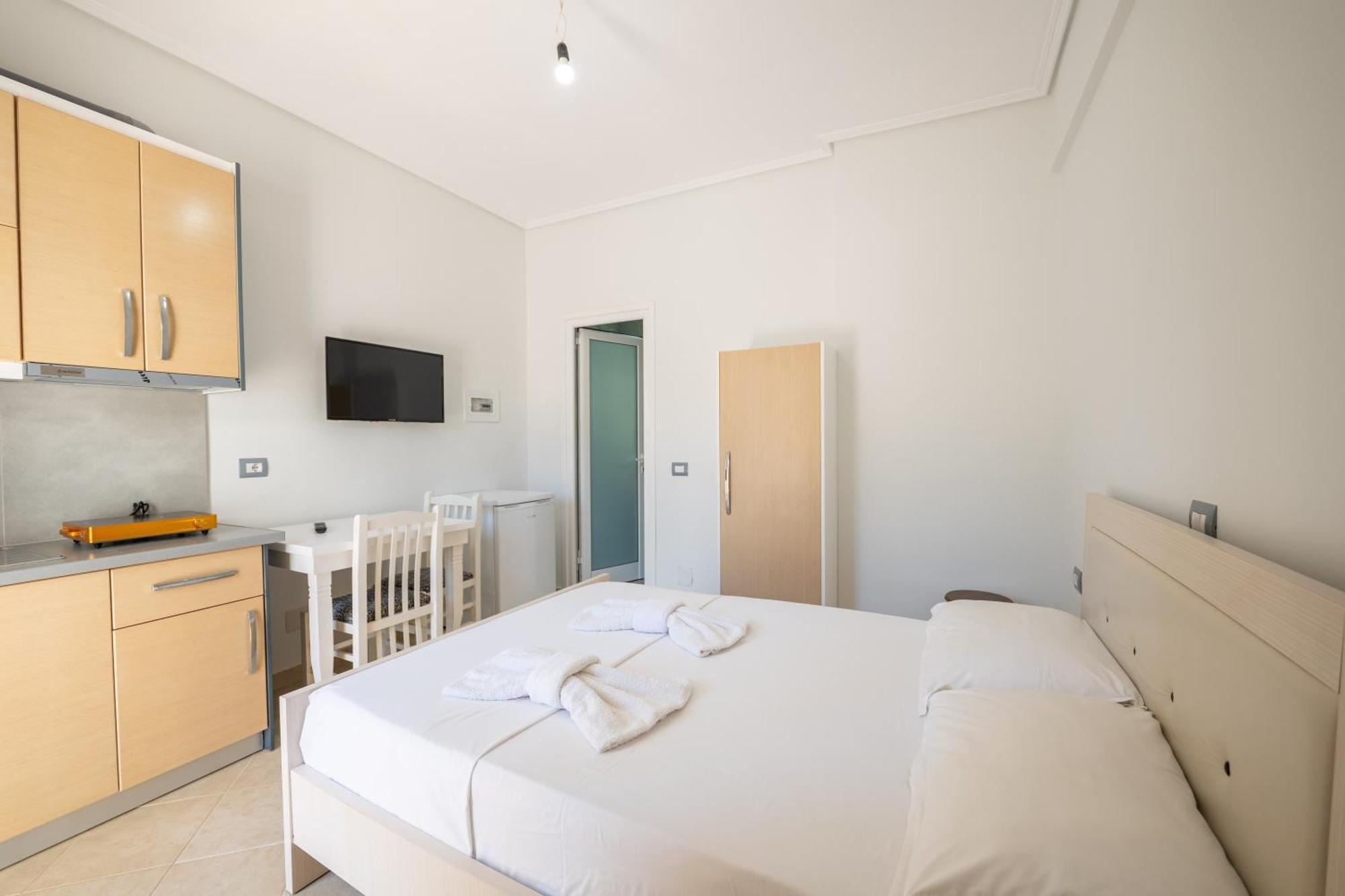 Vila Celi Sarandë Exterior foto
