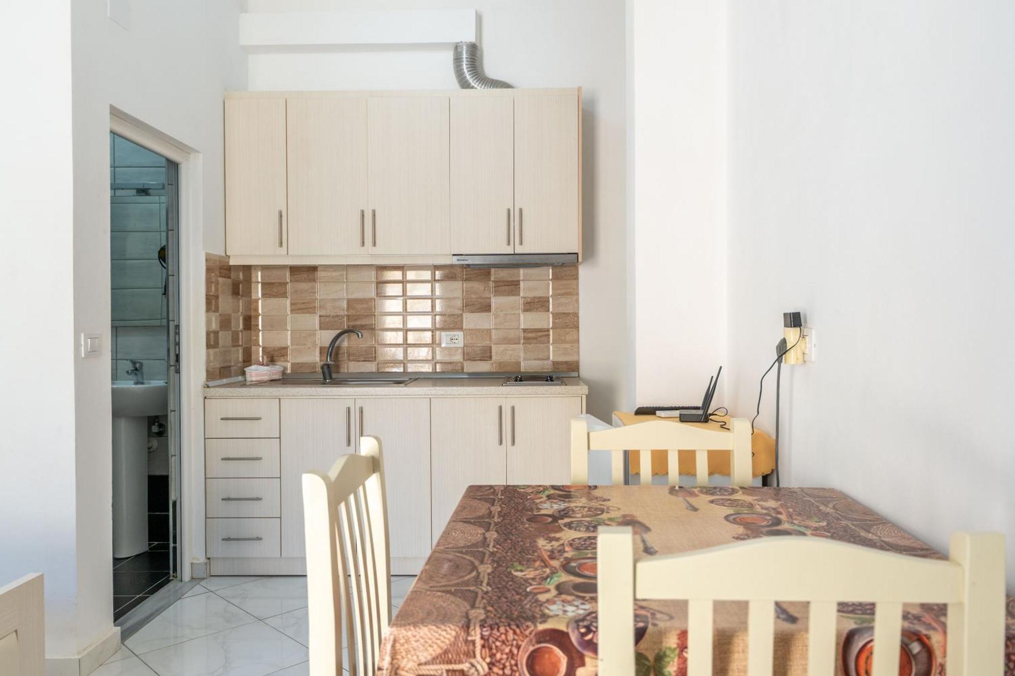 Vila Celi Sarandë Exterior foto