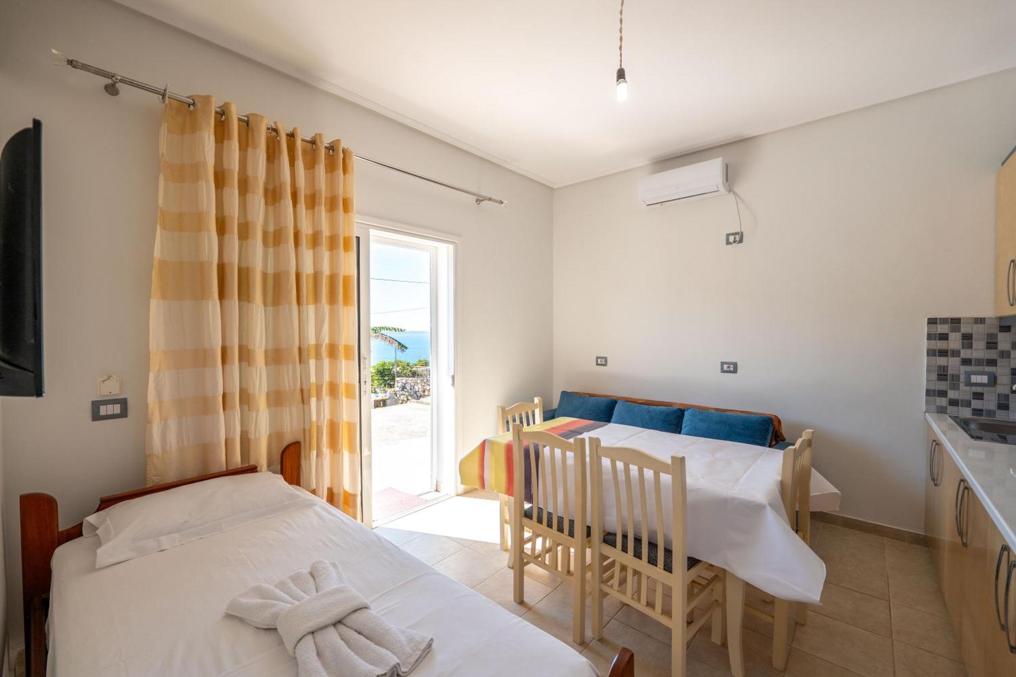 Vila Celi Sarandë Exterior foto