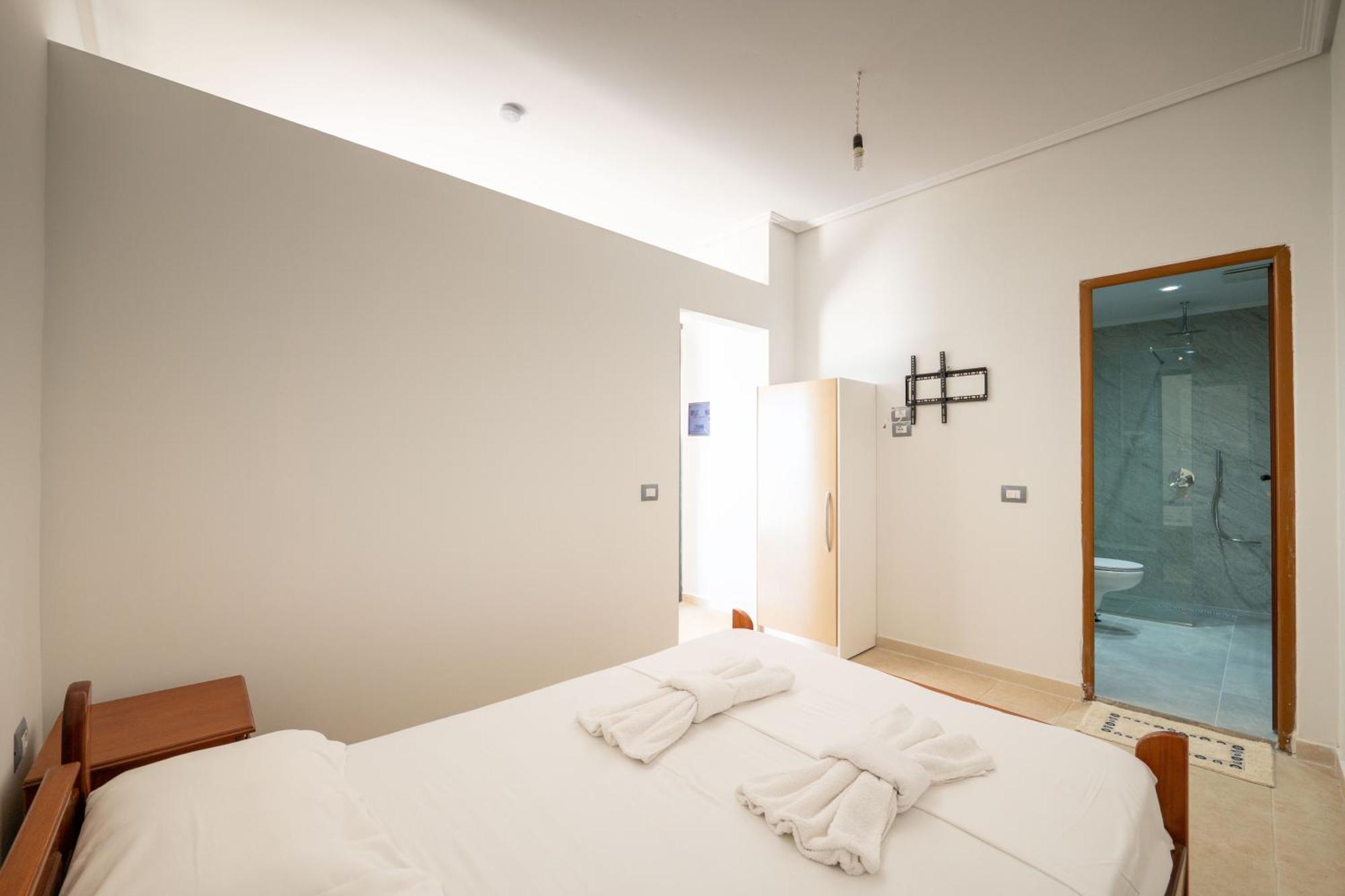 Vila Celi Sarandë Exterior foto
