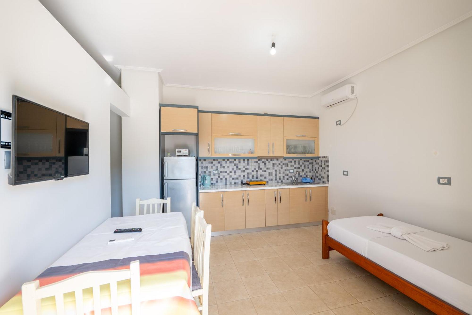 Vila Celi Sarandë Exterior foto