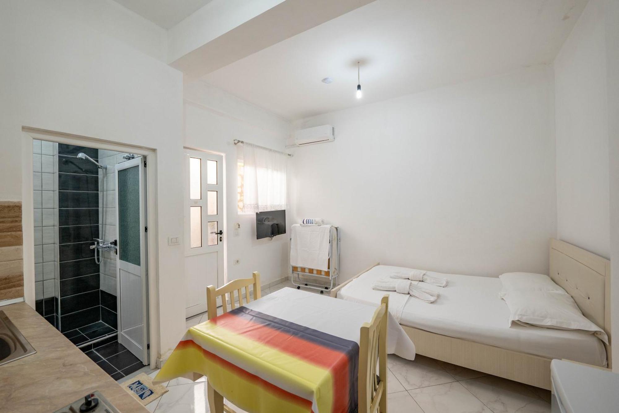 Vila Celi Sarandë Exterior foto