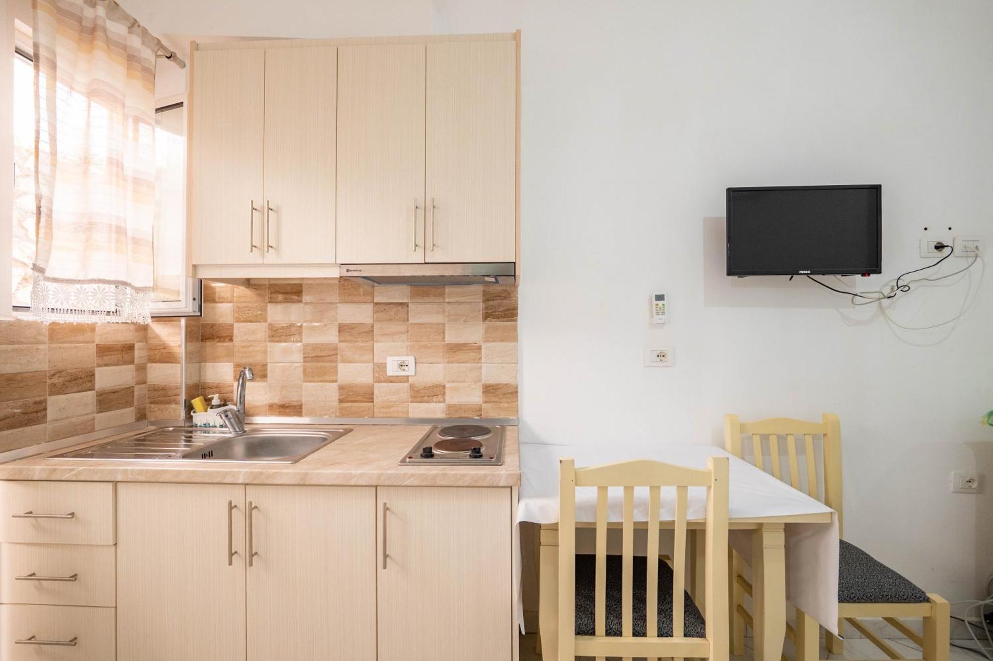 Vila Celi Sarandë Exterior foto